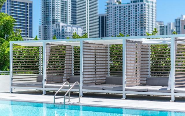 Bluebird Suites Downtown Brickell