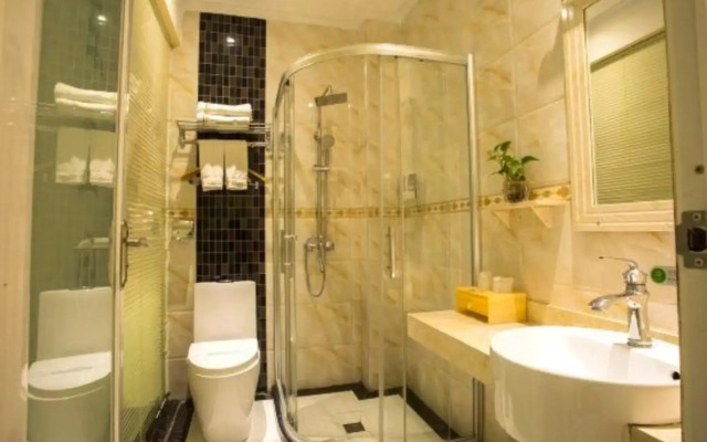 Donglan Dongguan Hotel