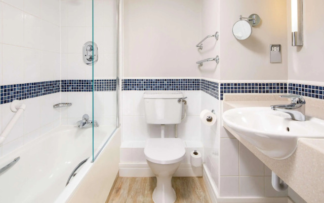 Mercure Gloucester Bowden Hall Hotel