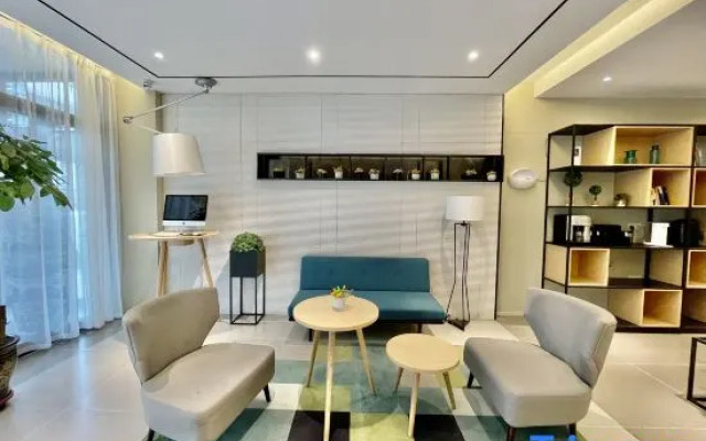 Homeinn Selected Hotel (Hohhot Gymnasium Inner Mongolia University of Technology)