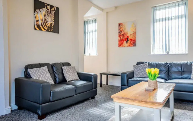 Host Stay Park Cliffe House
