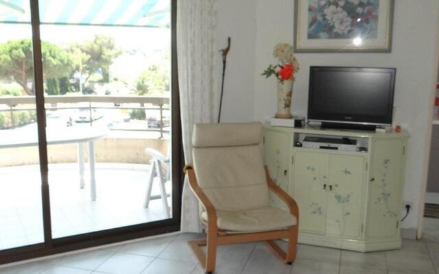 Appartement Cavalaire-sur-Mer, 3 pièces, 4 personnes - FR-1-100-230