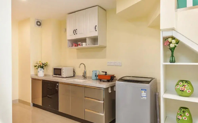 Guangzhou He She Art Apartment