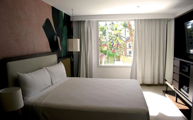 Tropical Deluxe Princess - All Inclusive