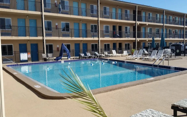 Seasons Florida Resort