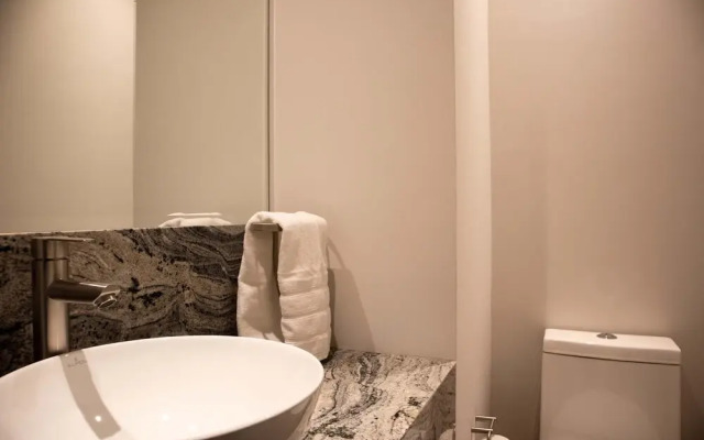 Charming 3BR w Amazing Pool in Miraflores