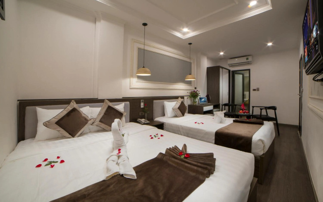 Galliot Central Hotel – Guest Rooms – Hanoi