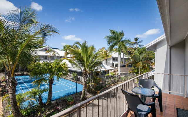 Pelican Beach Resort