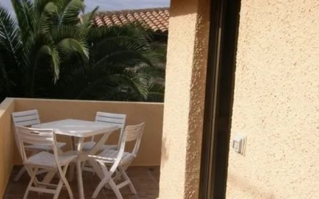 Houses Beach Isola Rossa