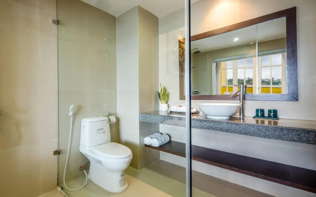 Triple Riverside Villa Hotel Hoian