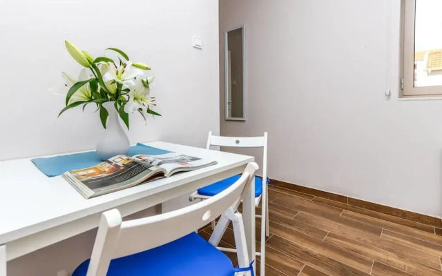 Apartments Maestral