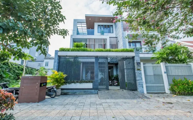 Icity Villa Riverfront Danang