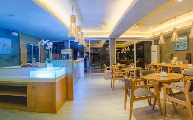 Twin Tides Panglao