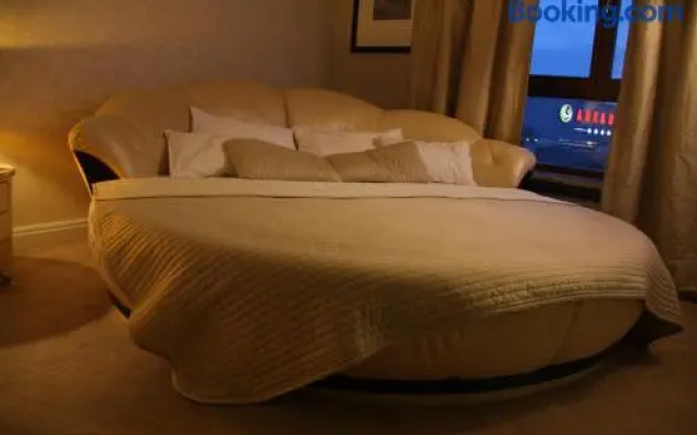 President Apartments by WarsawResidence Group