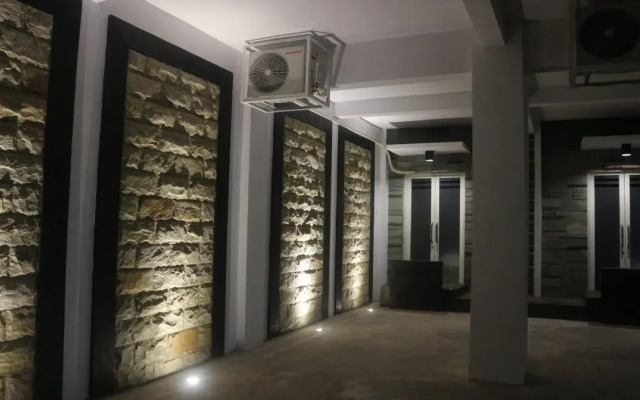 Mitra Guest House