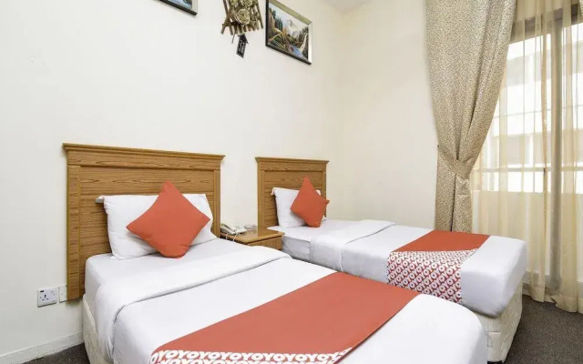 OYO 159 Sports Piaza Hotel