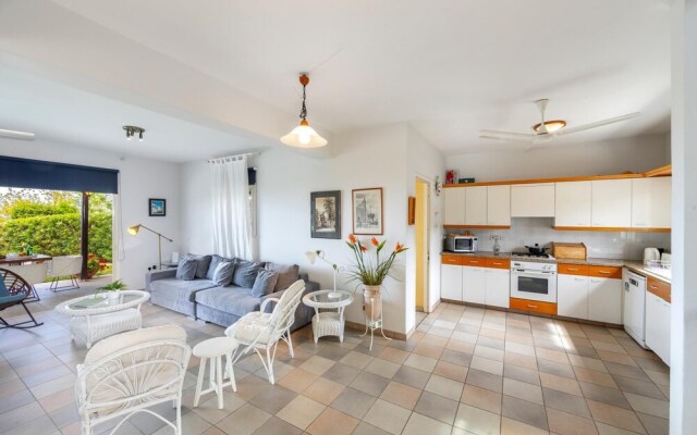 Sirina Waterfront House