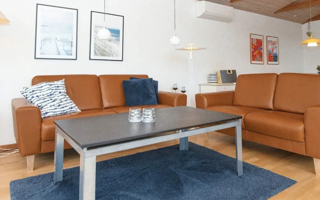 6 Person Holiday Home in Ebeltoft