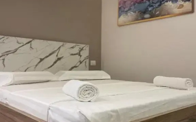 Hotel Qetesia Te Indriti