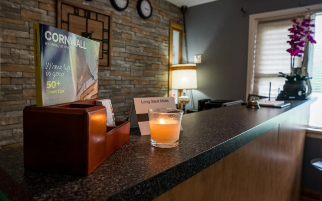 Long Sault Motel