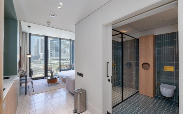 Chic Studio w Burj Khalifa View Balcony