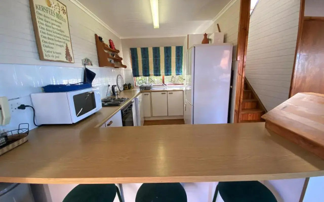 Hummingbird Chalet 23 Houtboschbaai