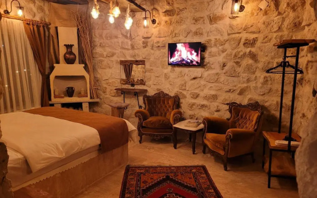 La Di̇as Cave Cappadoci̇a