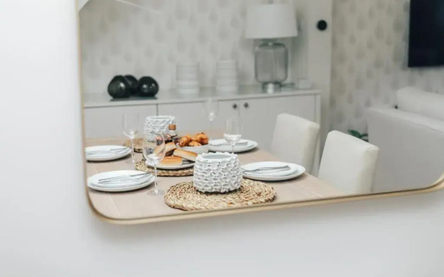 The Dragonfly - Central 2 bedroom house