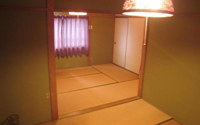 Nagasaki Kagamiya - Hostel