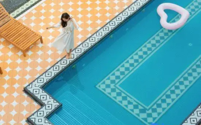 Star Orange Moroccan Style Art Resort Hotel