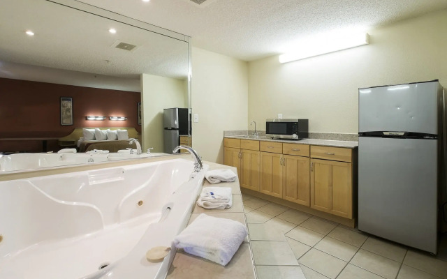 Red Roof Inn & Suites Philadelphia - Bellmawr