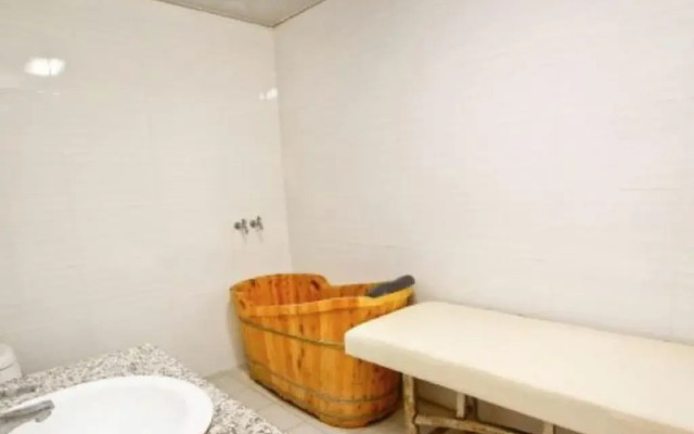Jinxiu Business Hotel