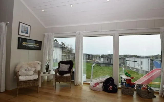 StayPlus Huge Family Home