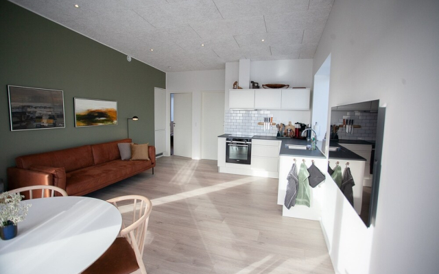 New - Luxurious - View - 2 BR
