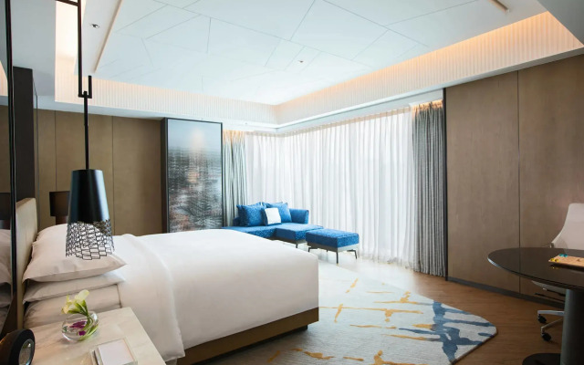 Renaissance Xi'an Hotel
