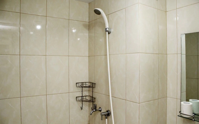 Cozy And Nice Studio Apartment At Springlake Summarecon Bekasi