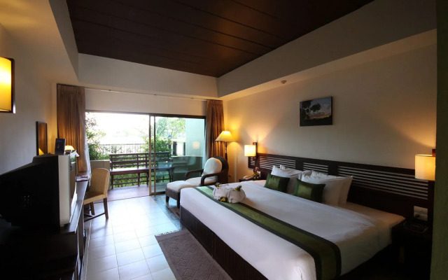 Mae Jo Golf Club & Resort