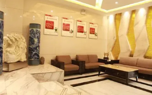 Holiday Inn New Century