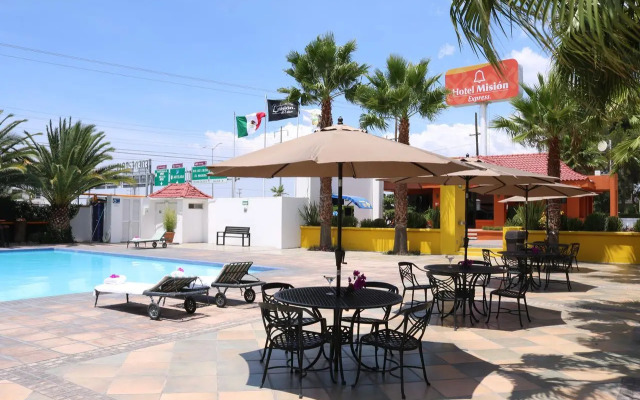 Hotel Misión Express Saltillo