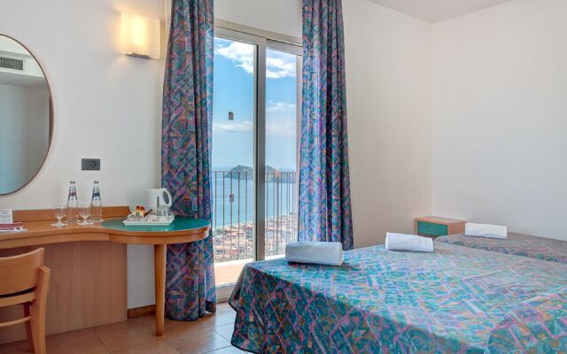 Hotel Antares