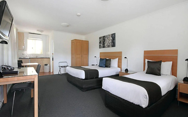 Browns Plains Motor Inn