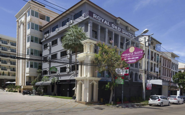 Royal Q&D Suites Hotel