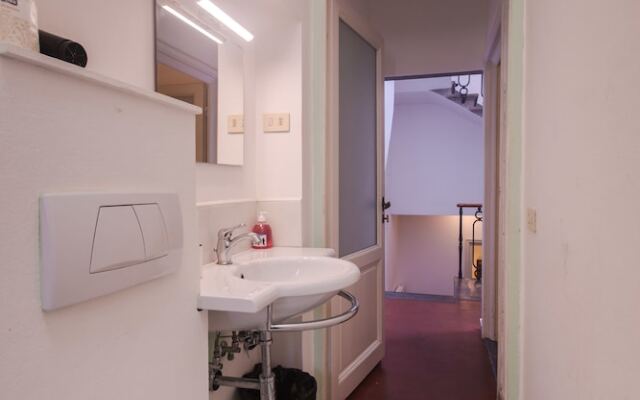 Lovely 4BD Apt 3min Walk to Ponte Vecchio