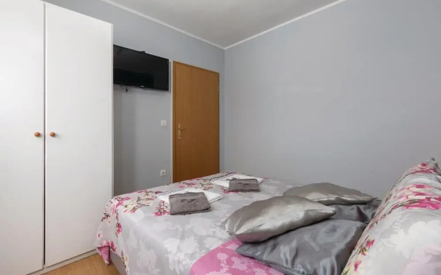 Stunning Home in Pula With Wifi and 4 Bedrooms