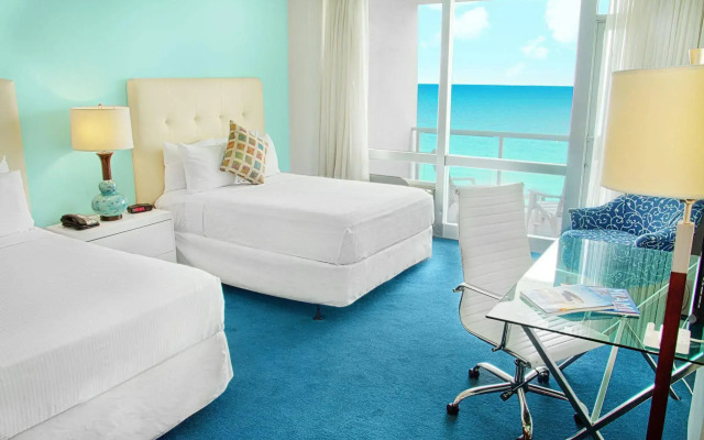 Deauville Beach Resort