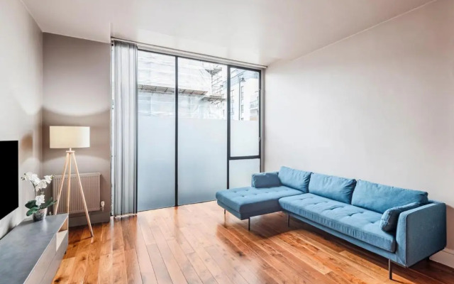 Modern 1 Bedroom Apartment 2 mins to Canal