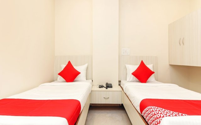 Royal Emirates Banjara by OYO Rooms