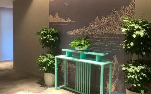 Pujing Waiting Hotel (Dongli Plaza Zhangguizhuang Subway Station)