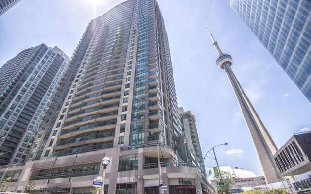 2 bedroom spacious apartment in Downtown Toronto - EPS 88867