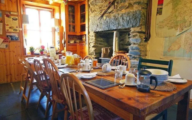 Bryn Elltyd Eco Self-Catering